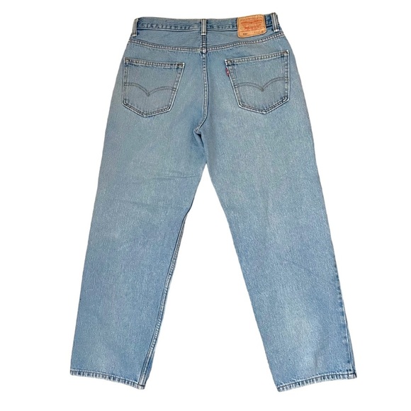 2011 Levi’s 550 Relaxed Fit Jeans in. Light Medium Wash Vietnam / 33 X 30 - Picture 1 of 11